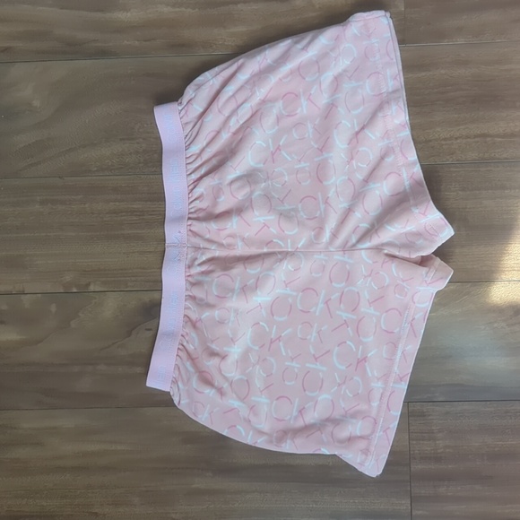 Pair of Calvin Klein sleep shorts for girls - Picture 6 of 7